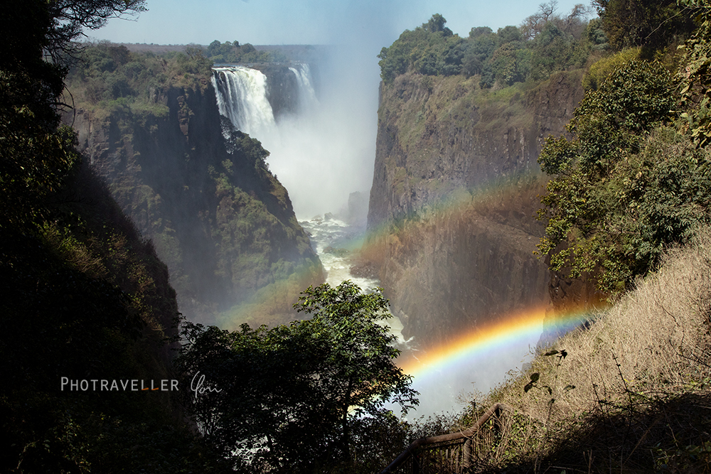 Zimbabwe Victoria falls and rainbow ビクトリアの滝と虹