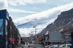 スヴァールバル_ロングイェールビーンのメインロード